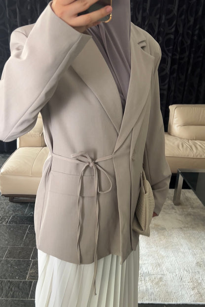 TAUPE TIE BLAZER