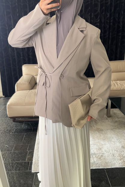 TAUPE TIE BLAZER