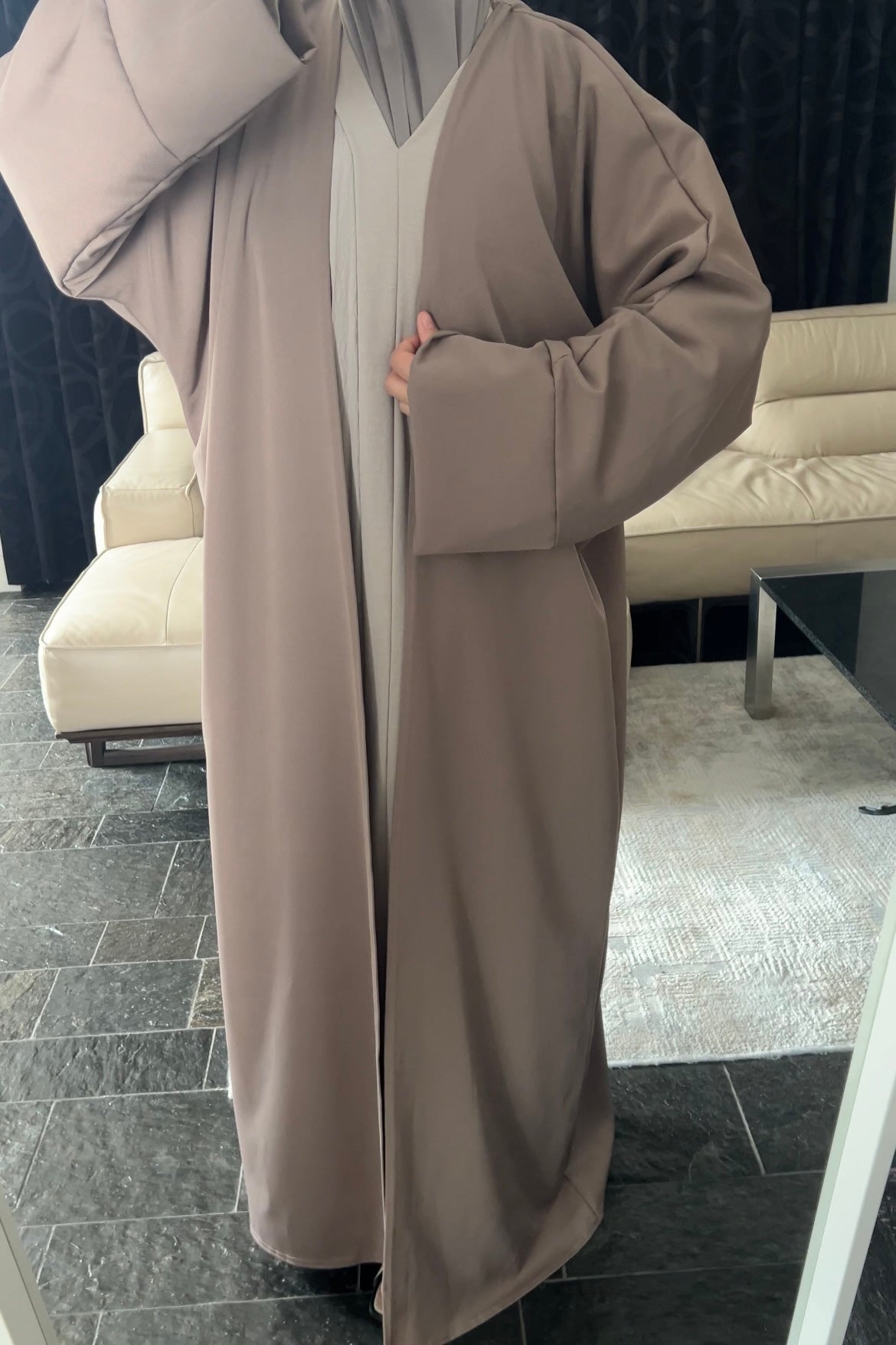 TAUPE ESSENTIAL ABAYA