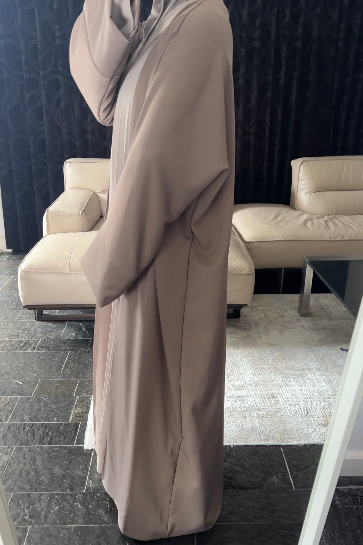 TAUPE ESSENTIAL ABAYA