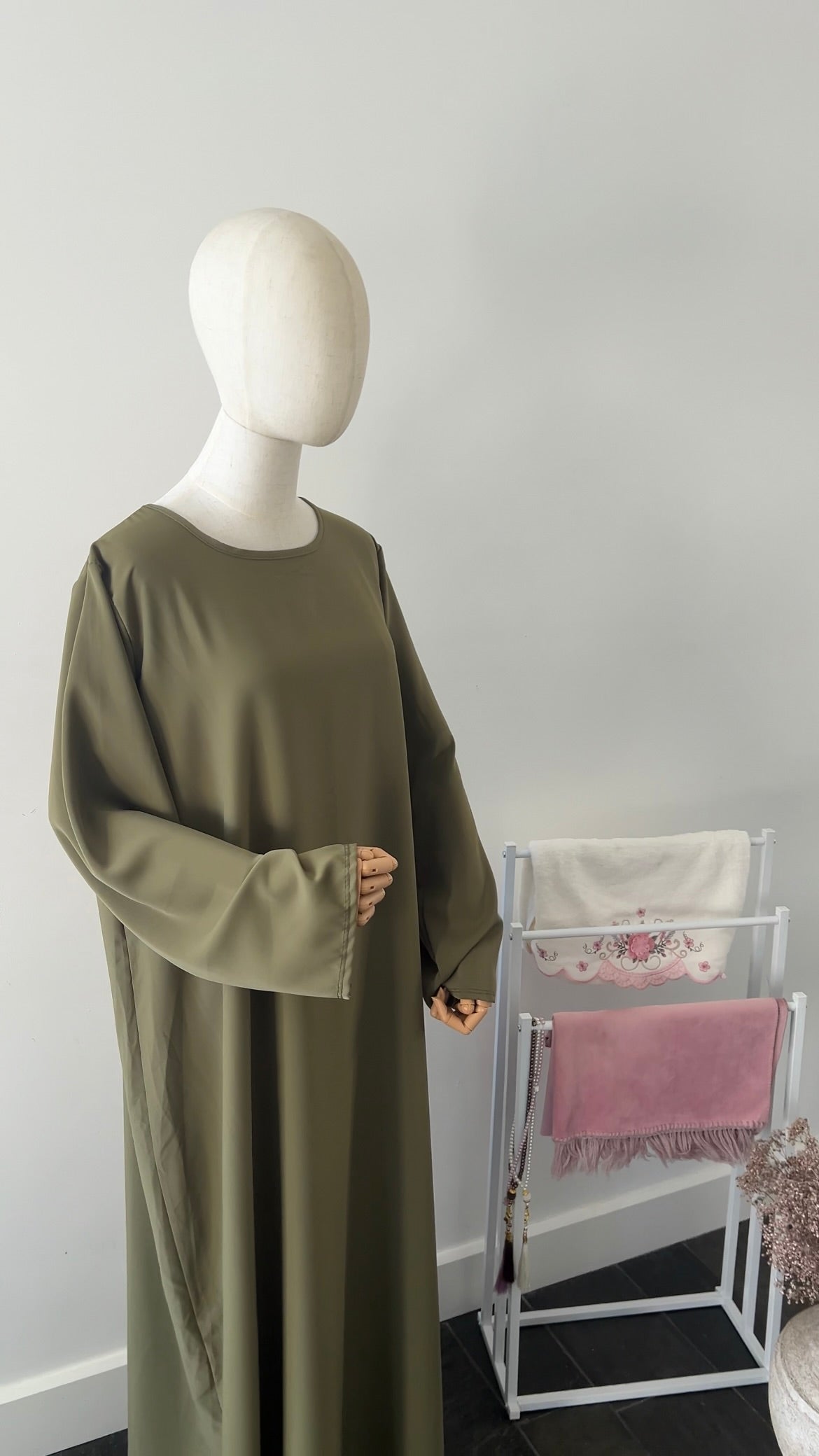 LACE ABAYA KHIMAR SET OLIVE GREEN