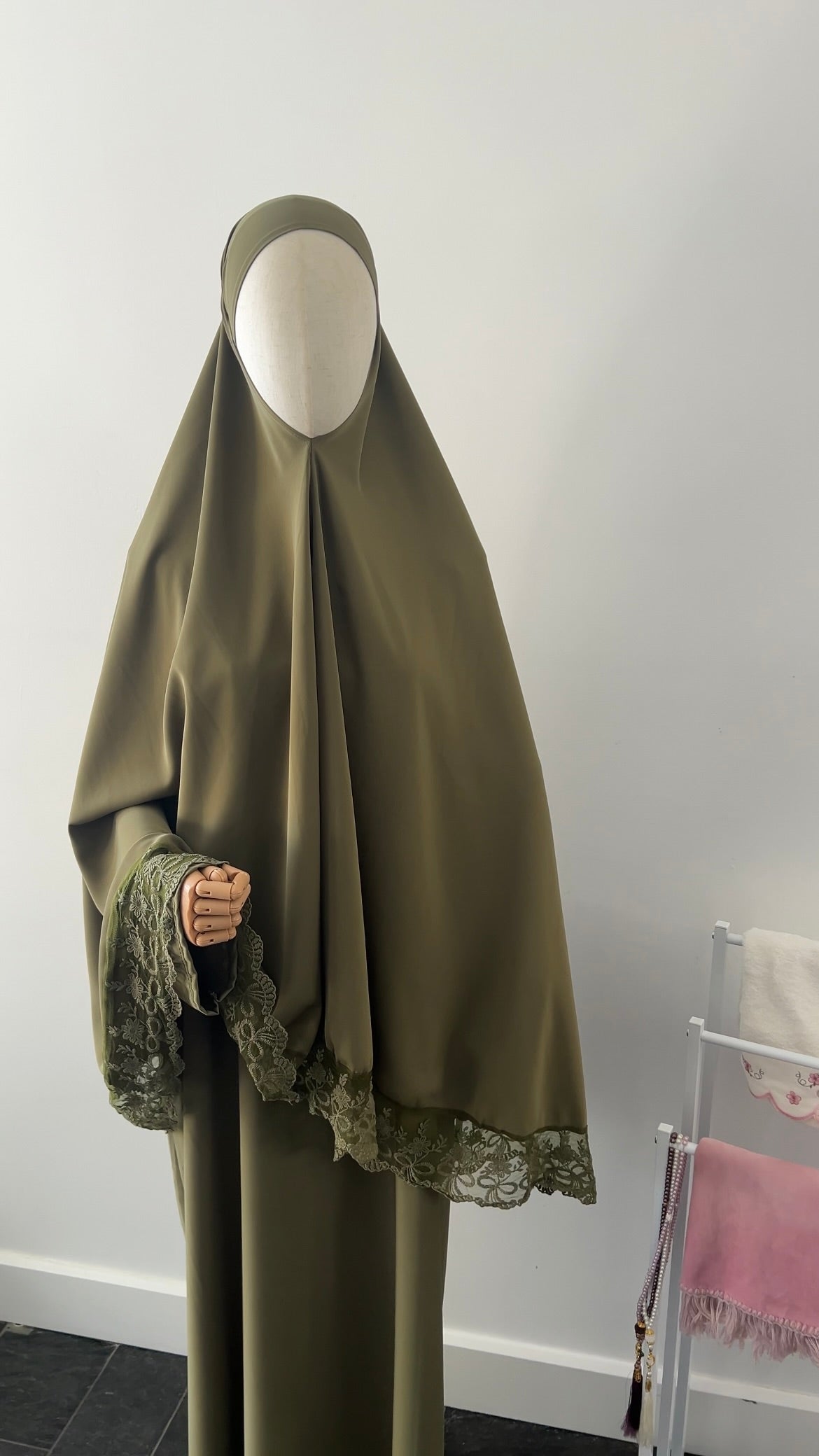 LACE ABAYA KHIMAR SET OLIVE GREEN