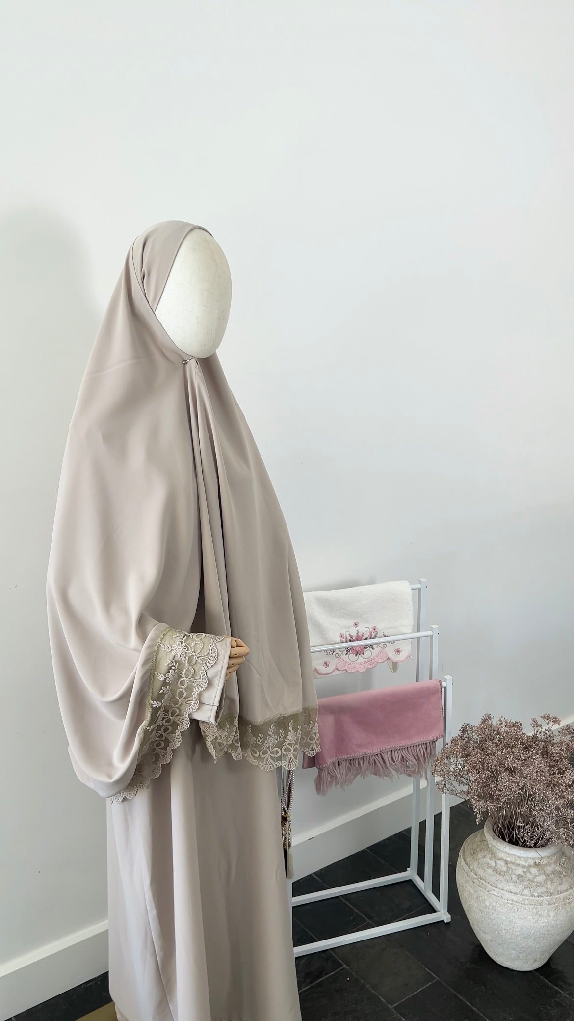 LACE ABAYA KHIMAR SET BEIGE