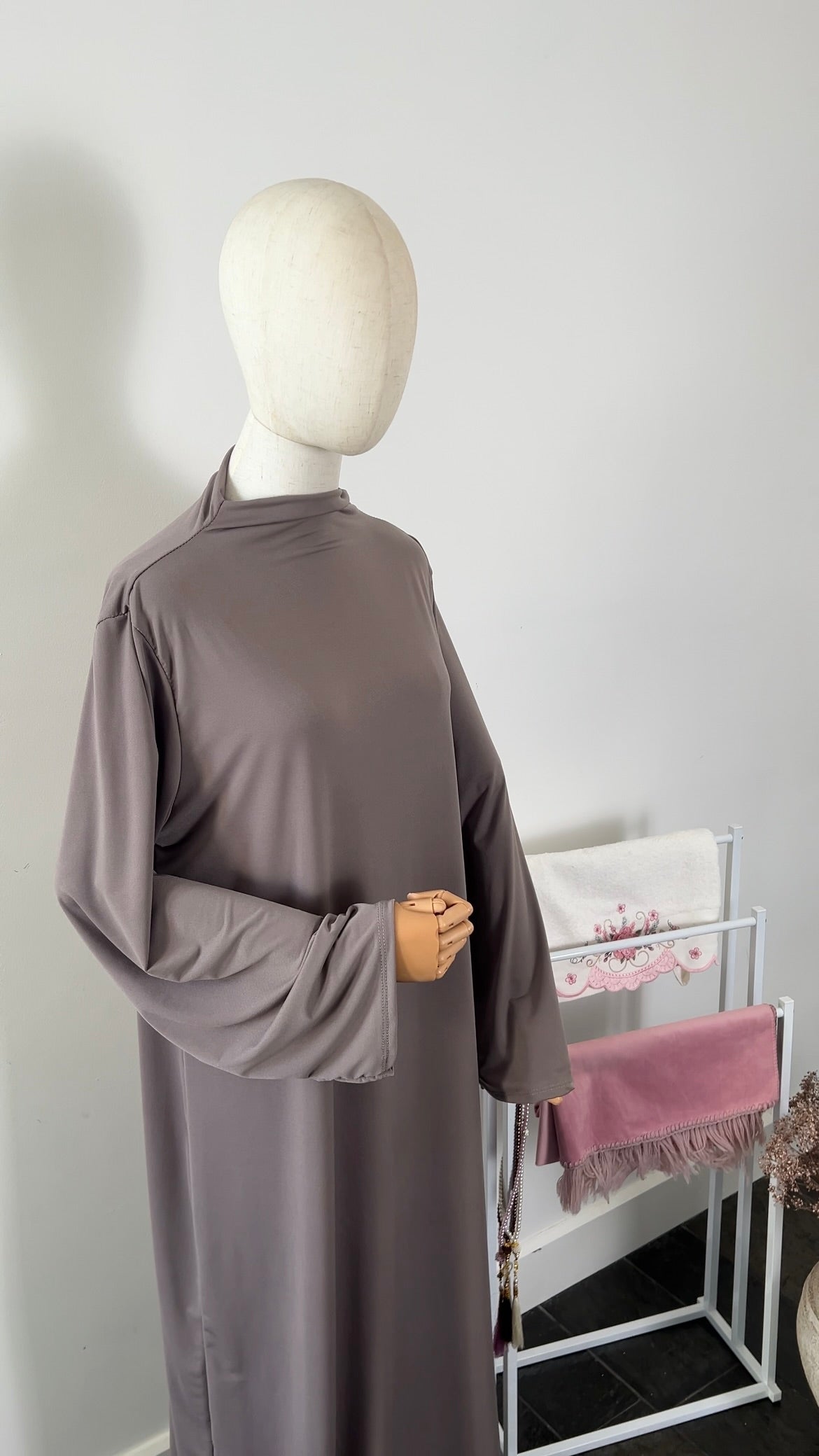 RUFFLE ABAYA KHIMAR SET TAUPE