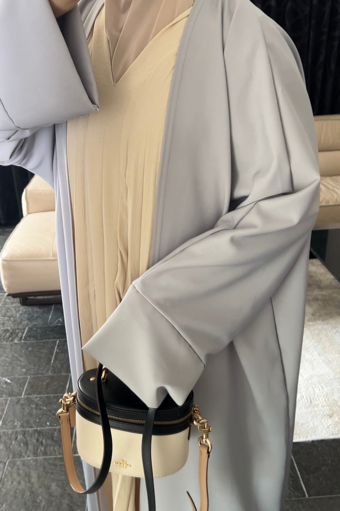 PURPLE ICE ESSENTIAL ABAYA