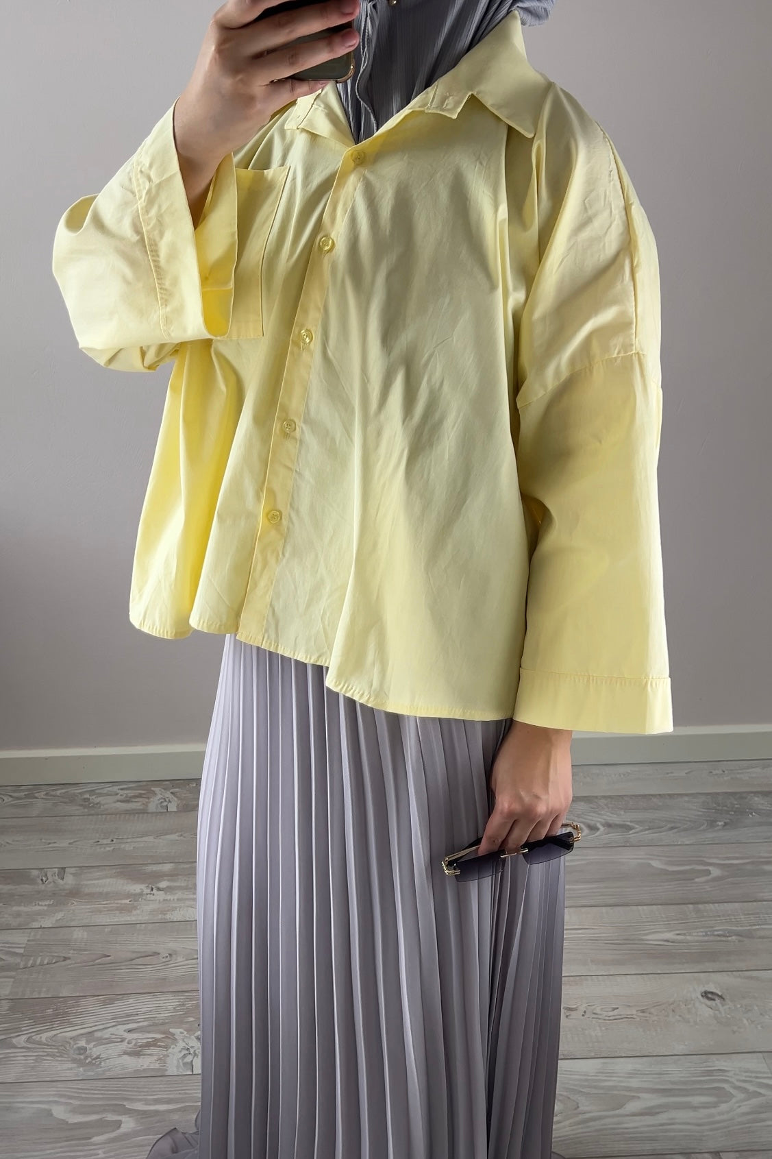 BUTTER YELLOW BUTTON SHIRT