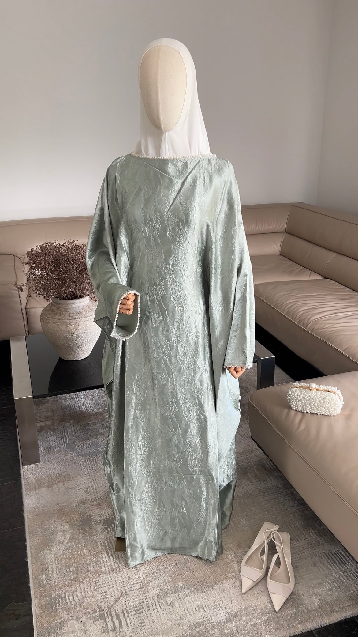 PEARL ABAYA LIGHT GREEN