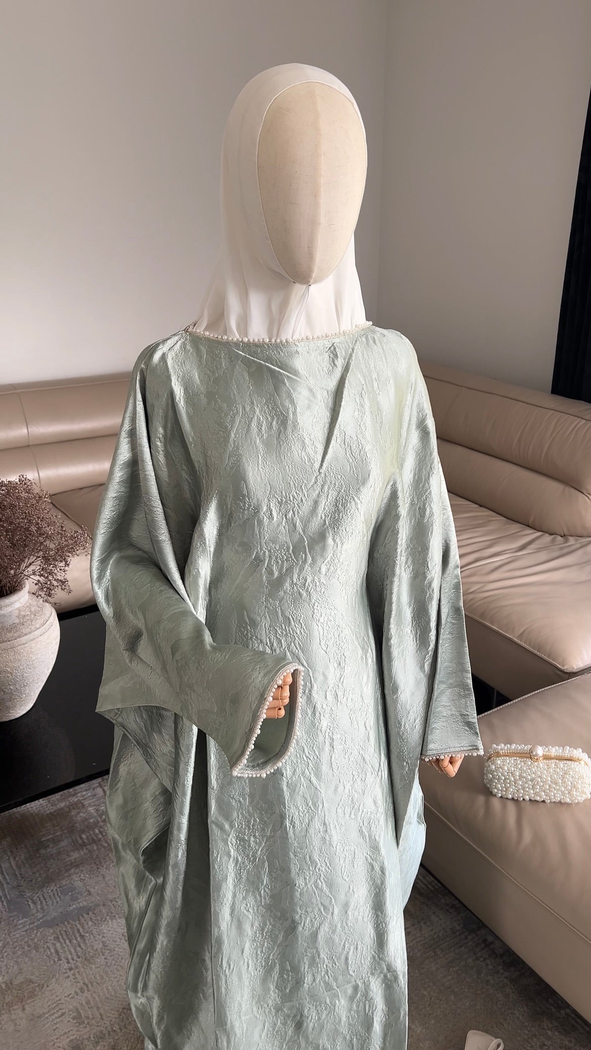 PEARL ABAYA LIGHT GREEN