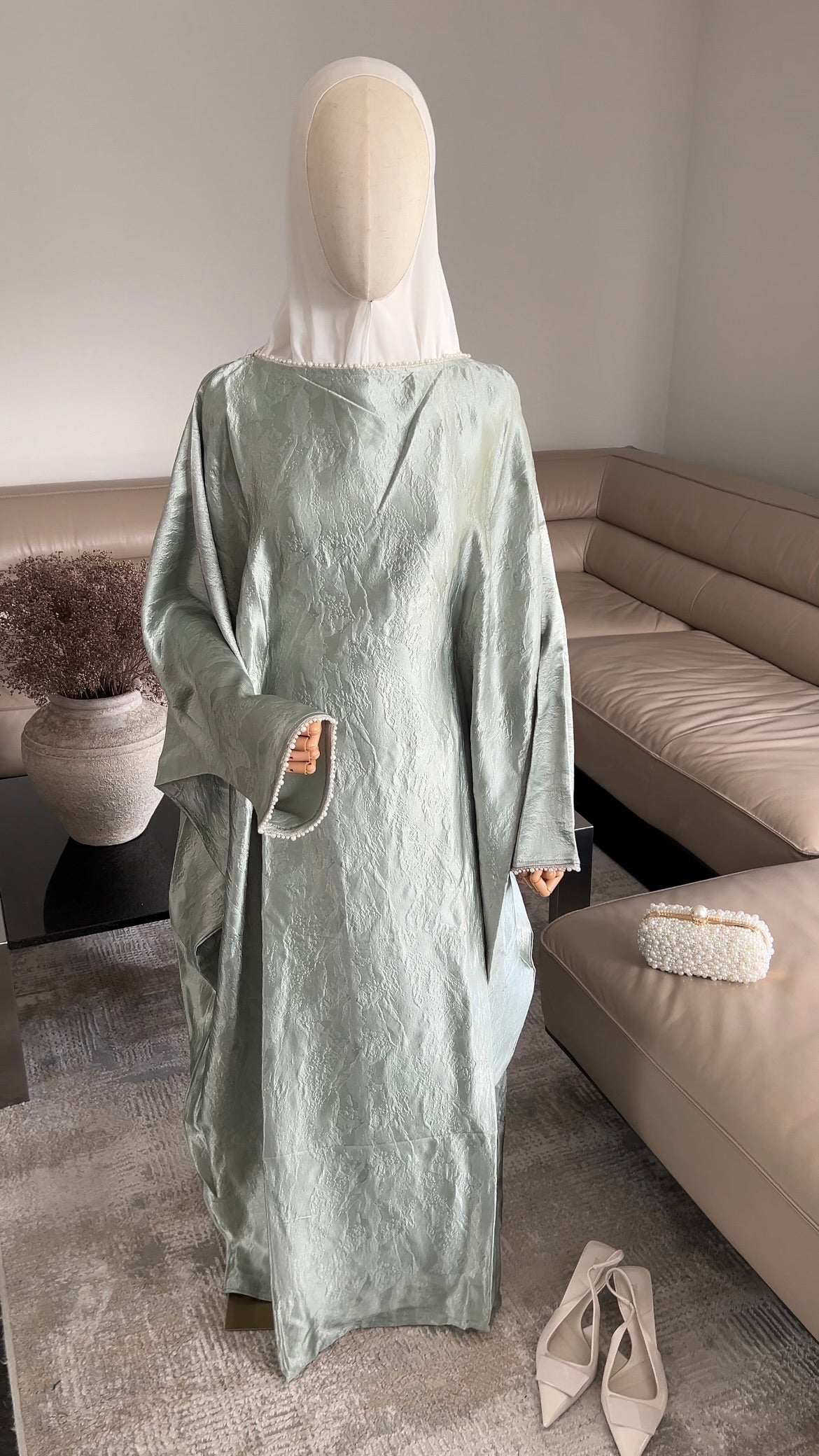 PEARL ABAYA LIGHT GREEN