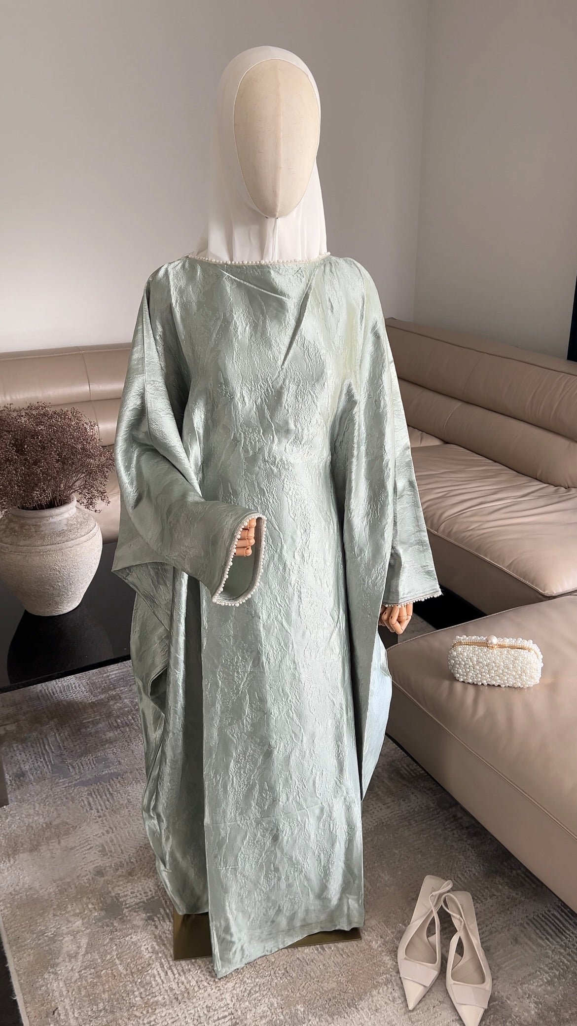 PEARL ABAYA LIGHT GREEN