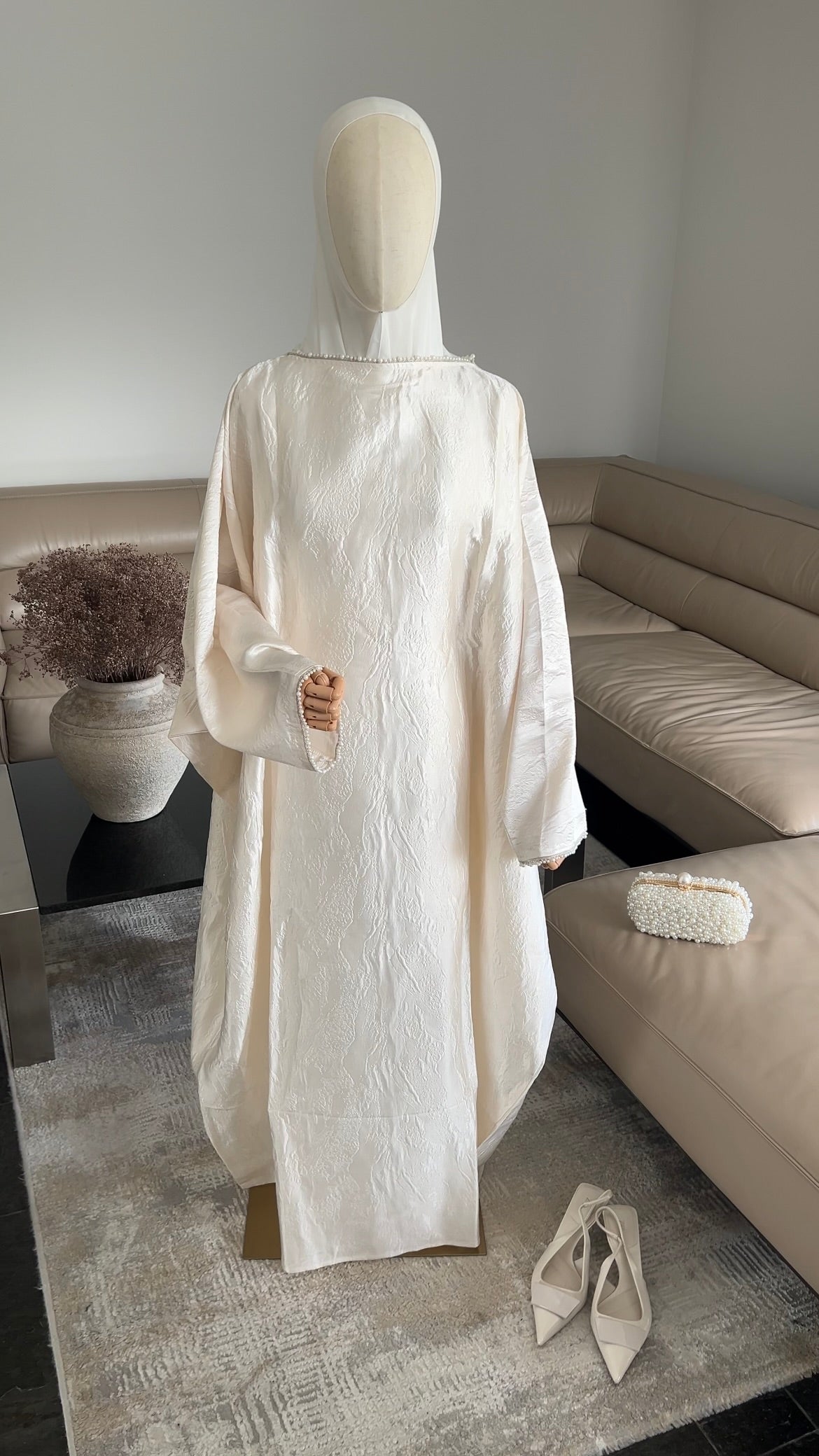 PEARL ABAYA CRÈME