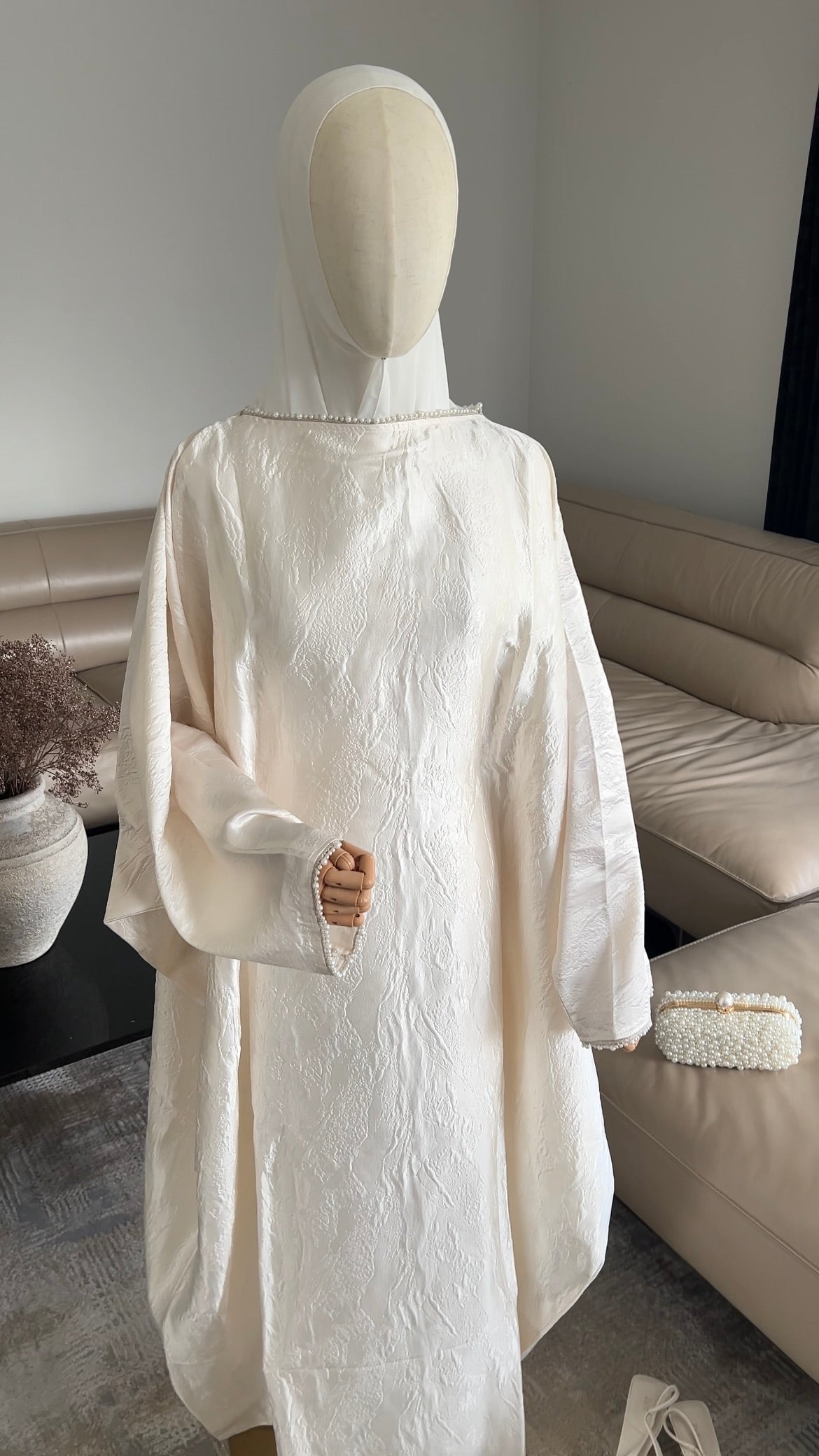 PEARL ABAYA CRÈME