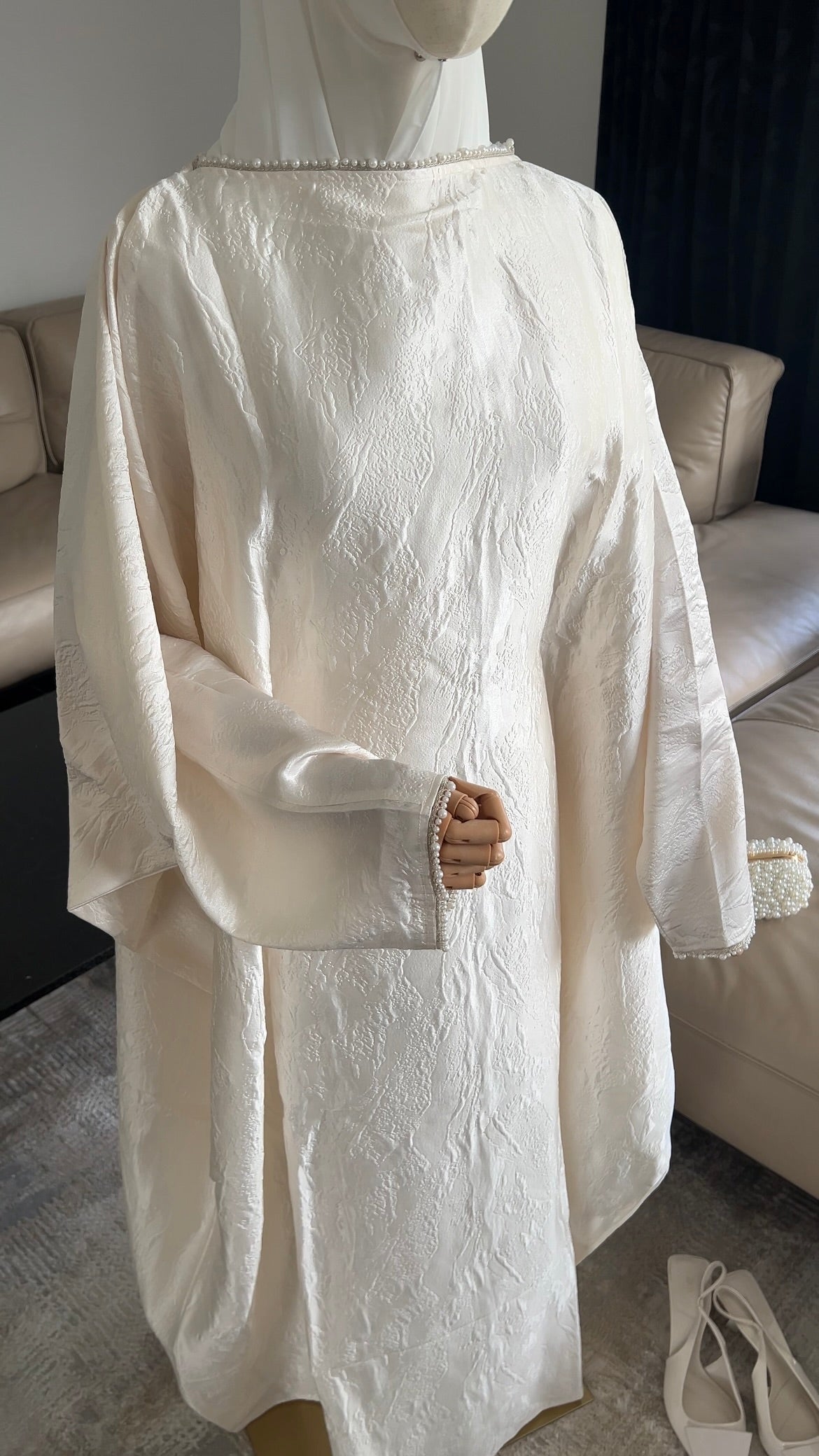 PEARL ABAYA CRÈME