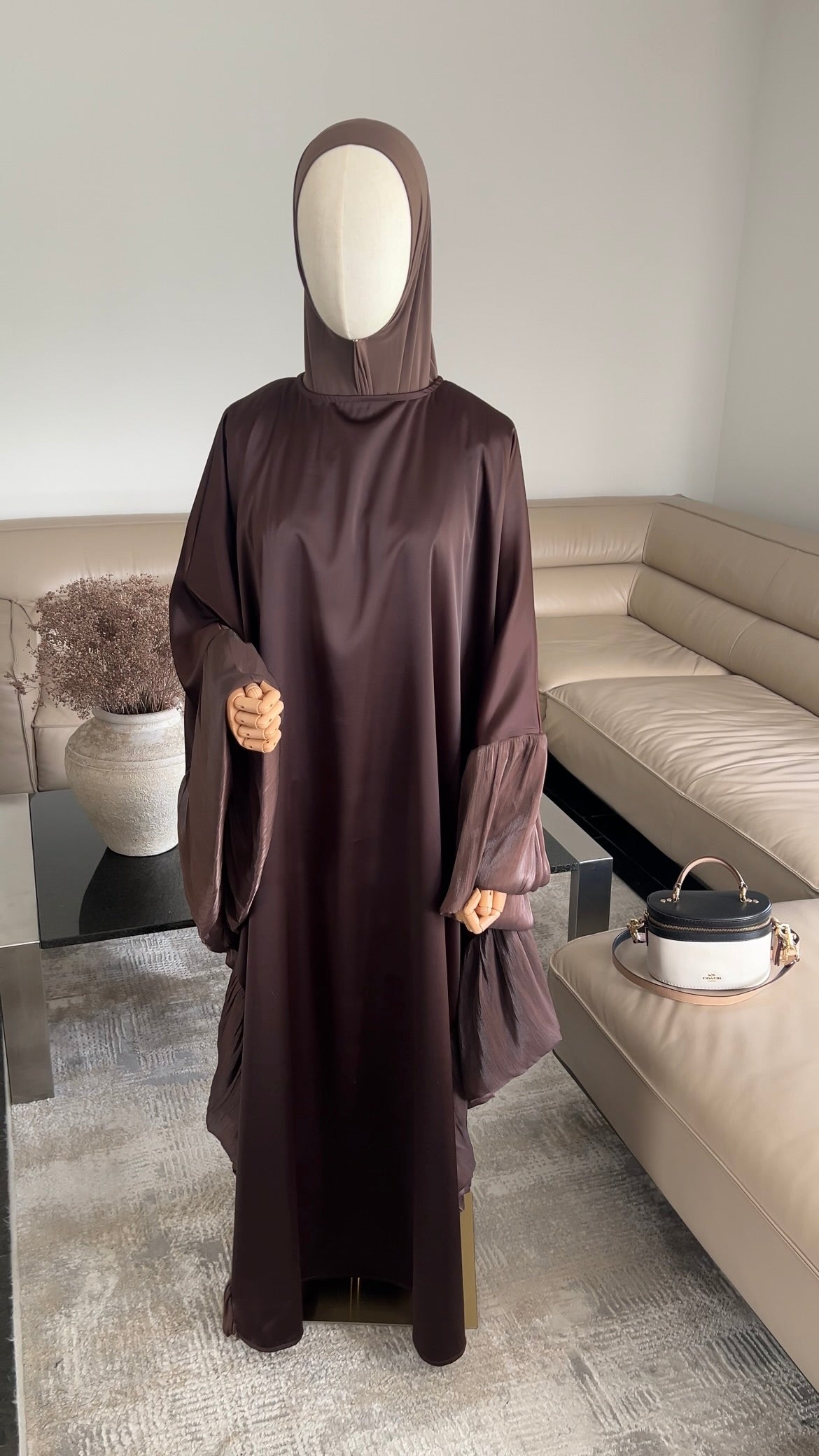 BUTTERFLY ABAYA CHOCO