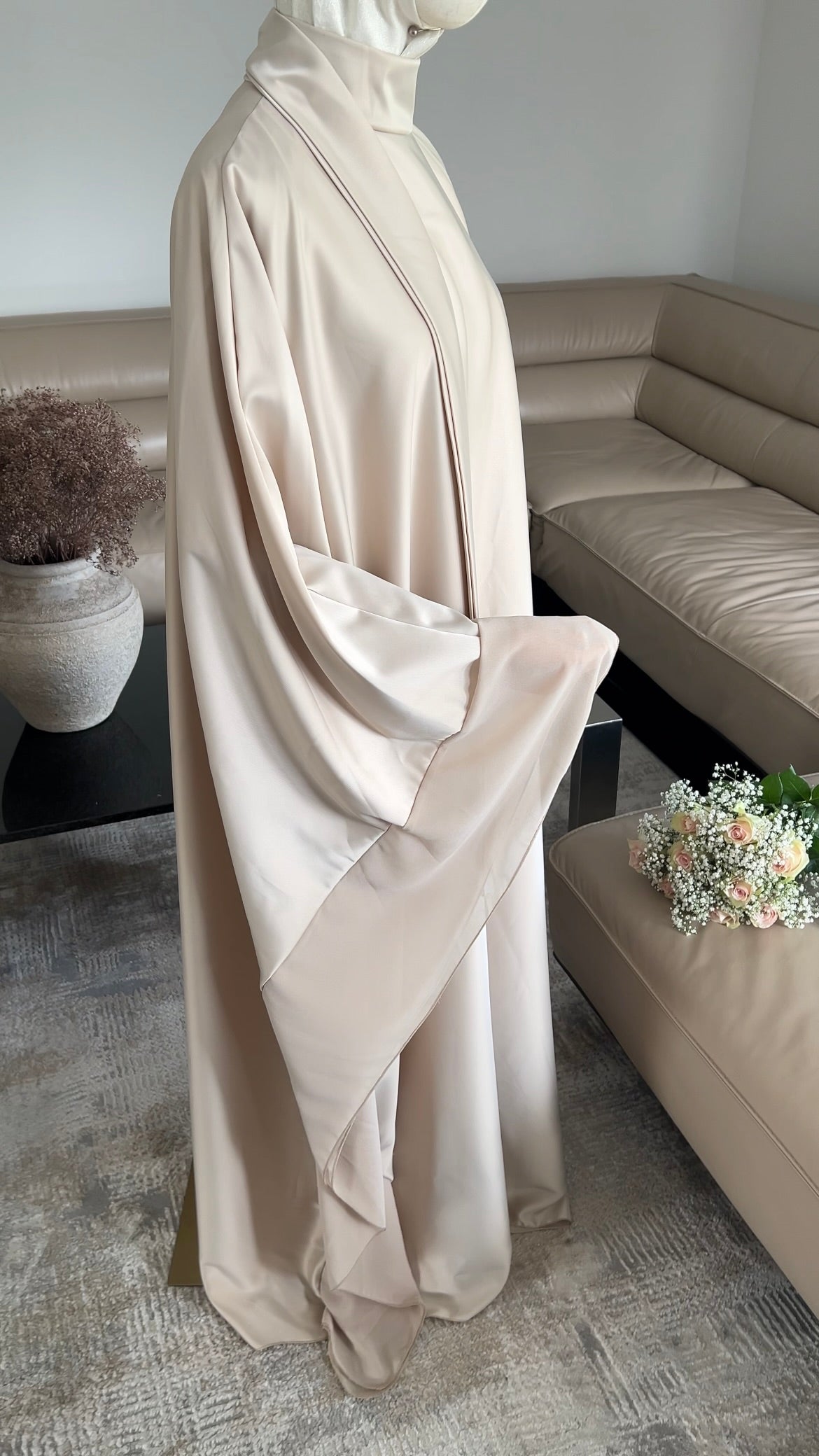 LAYERED PREMIUM DRESS BEIGE