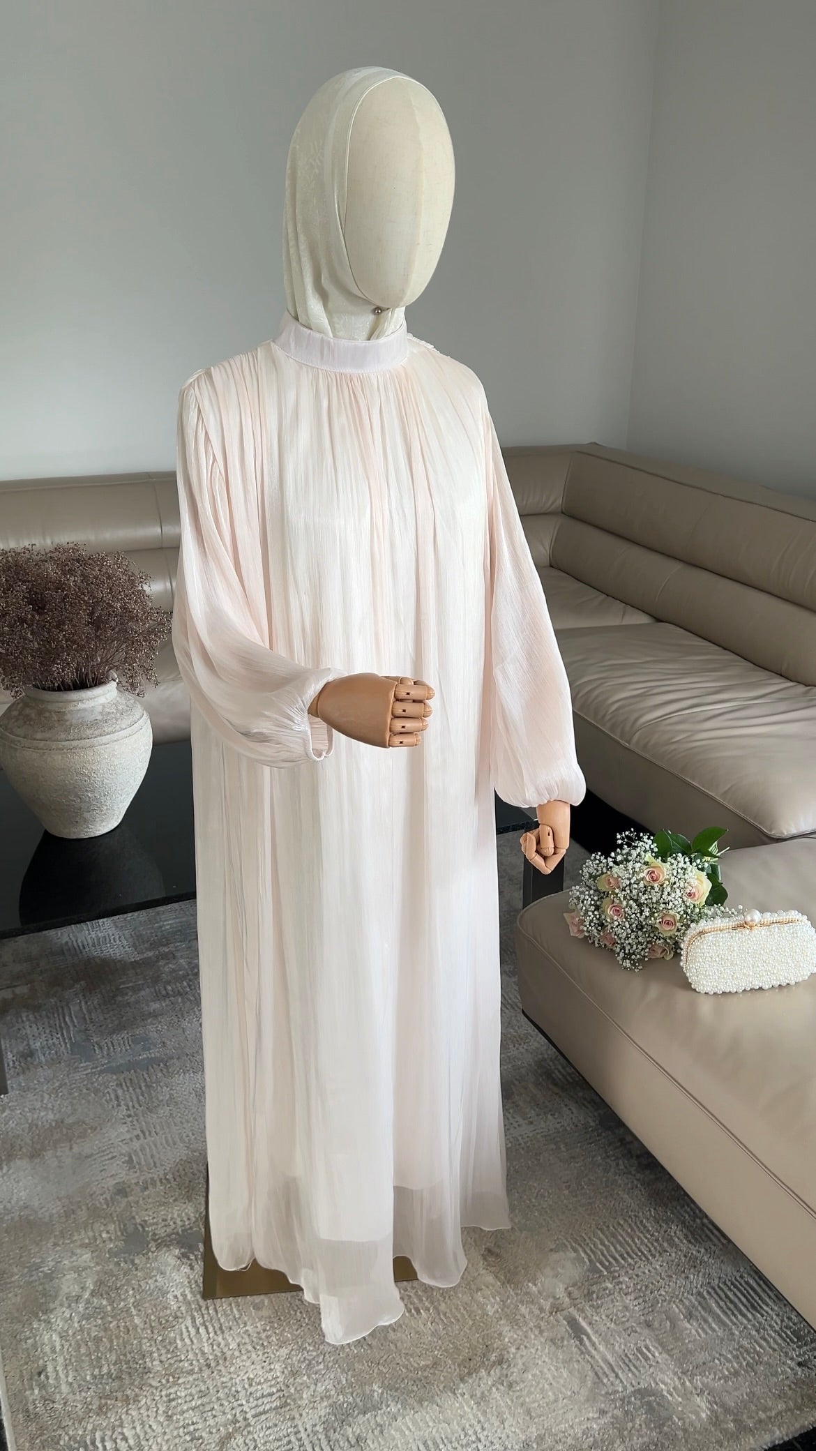 SATIN DRAPE DRESS CRÈME