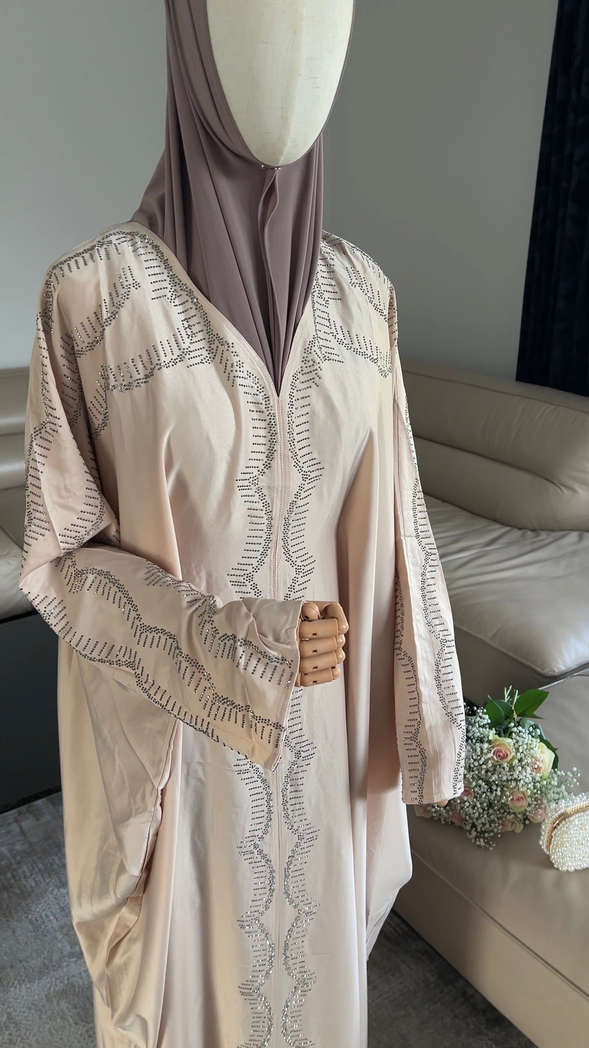 STONE ABAYA BEIGE
