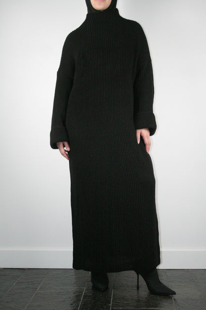 BLACK KNIT DRESS