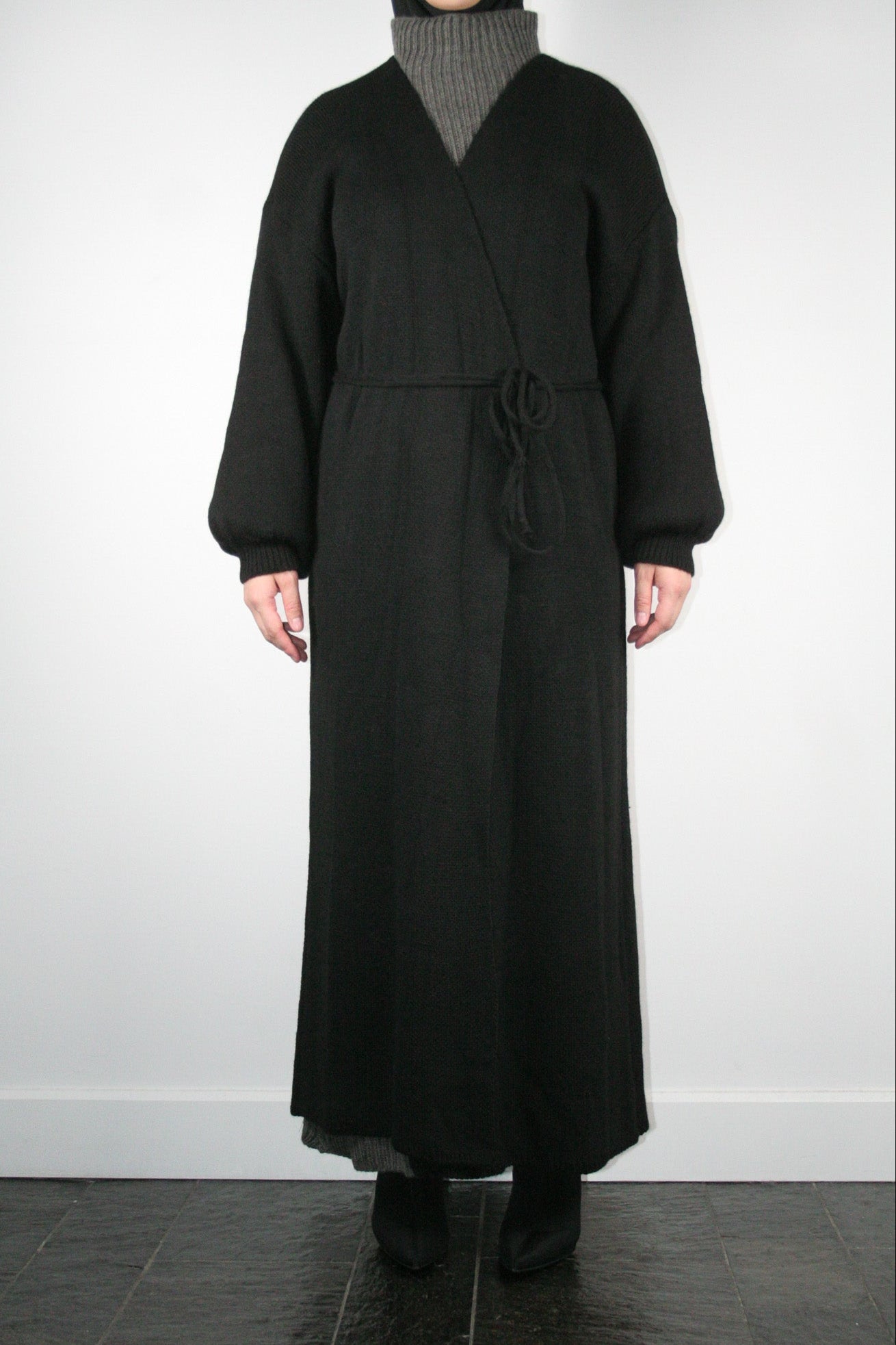 BLACK LONG WRAPPED CARDIGAN