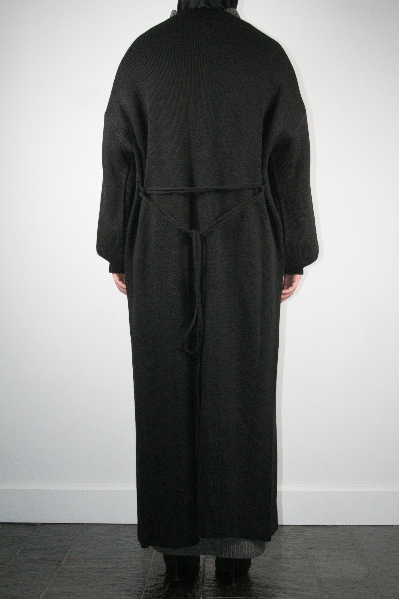 BLACK LONG WRAPPED CARDIGAN