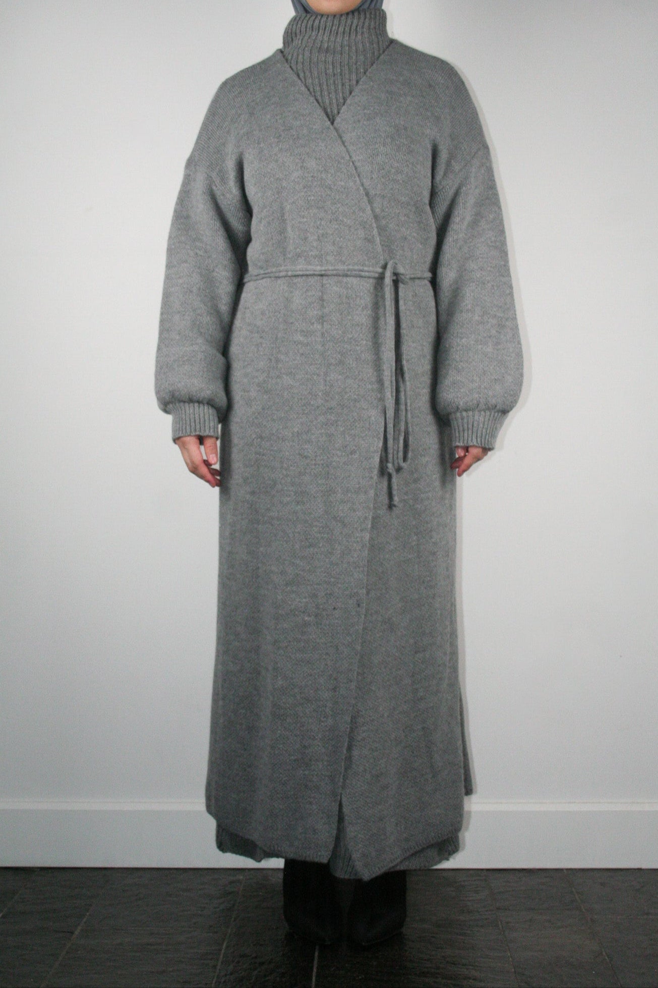 GREY LONG WRAPPED CARDIGAN