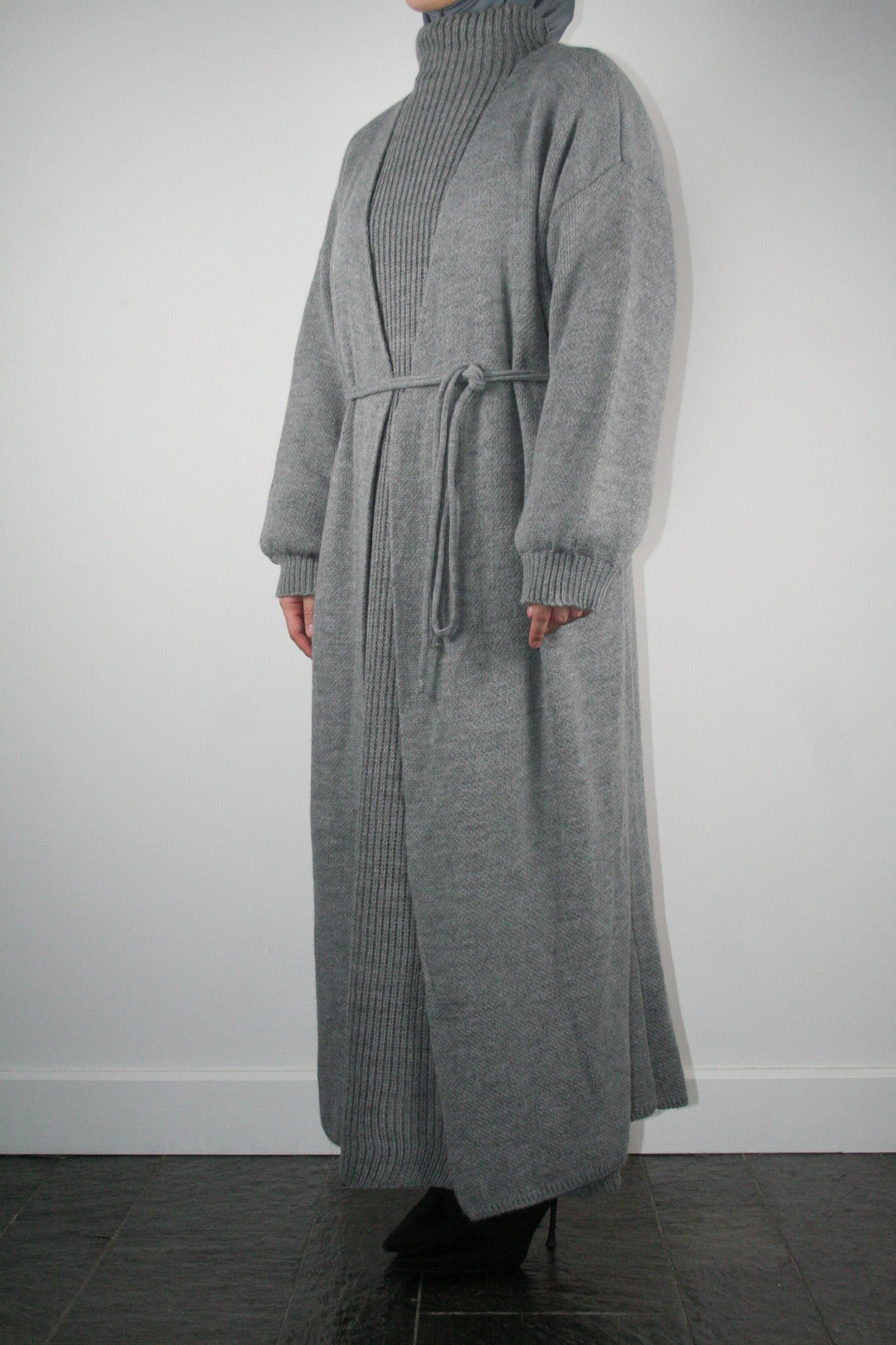 GREY LONG WRAPPED CARDIGAN