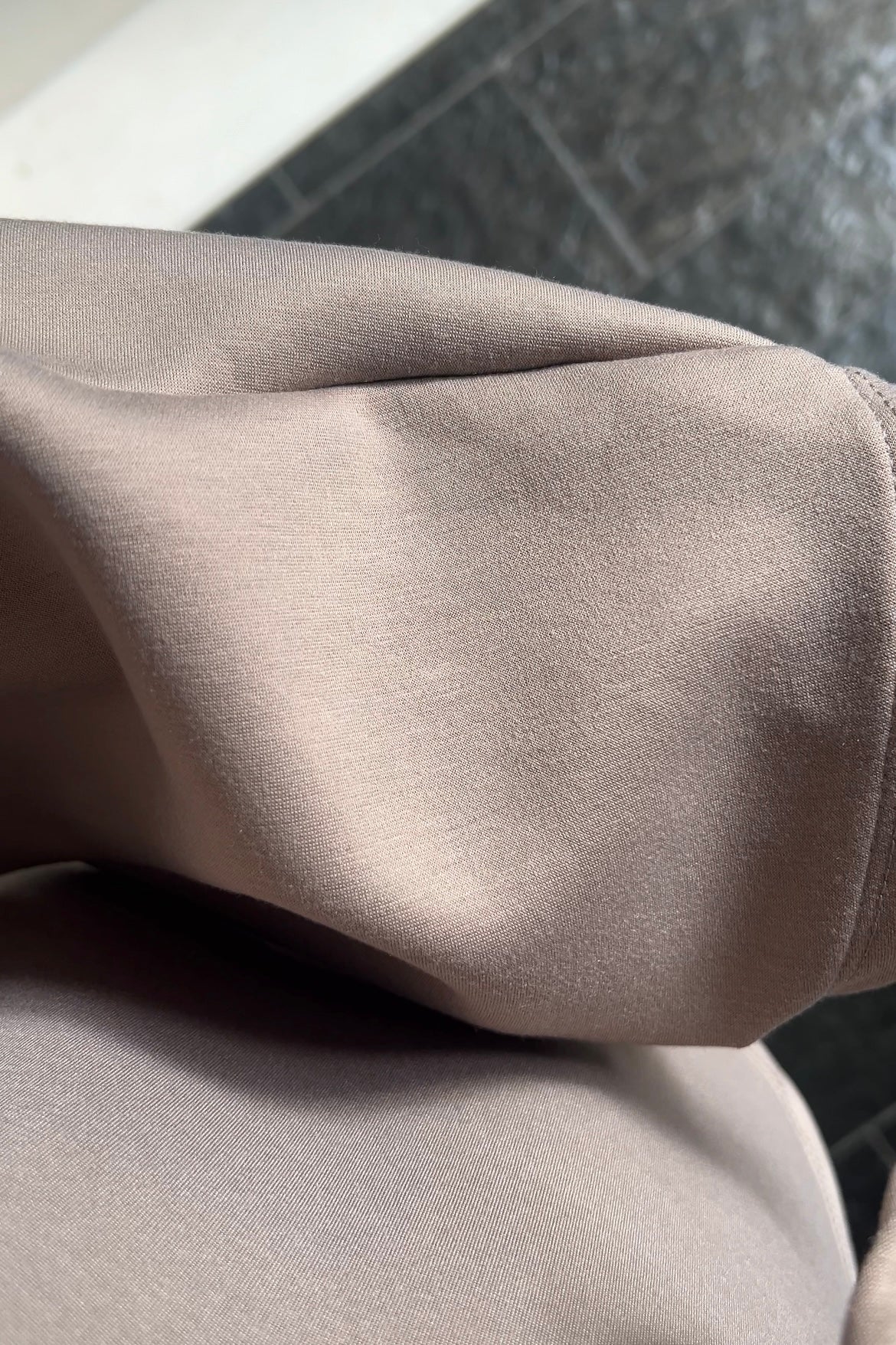 PRE ORDER - TAUPE BUTTER SET (WILL BE SEND 03-11)