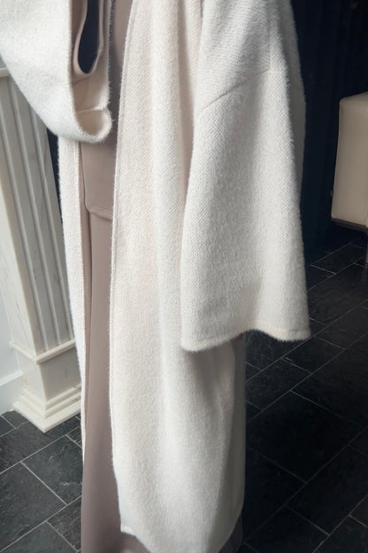 WHITE TEDDY ABAYA COAT