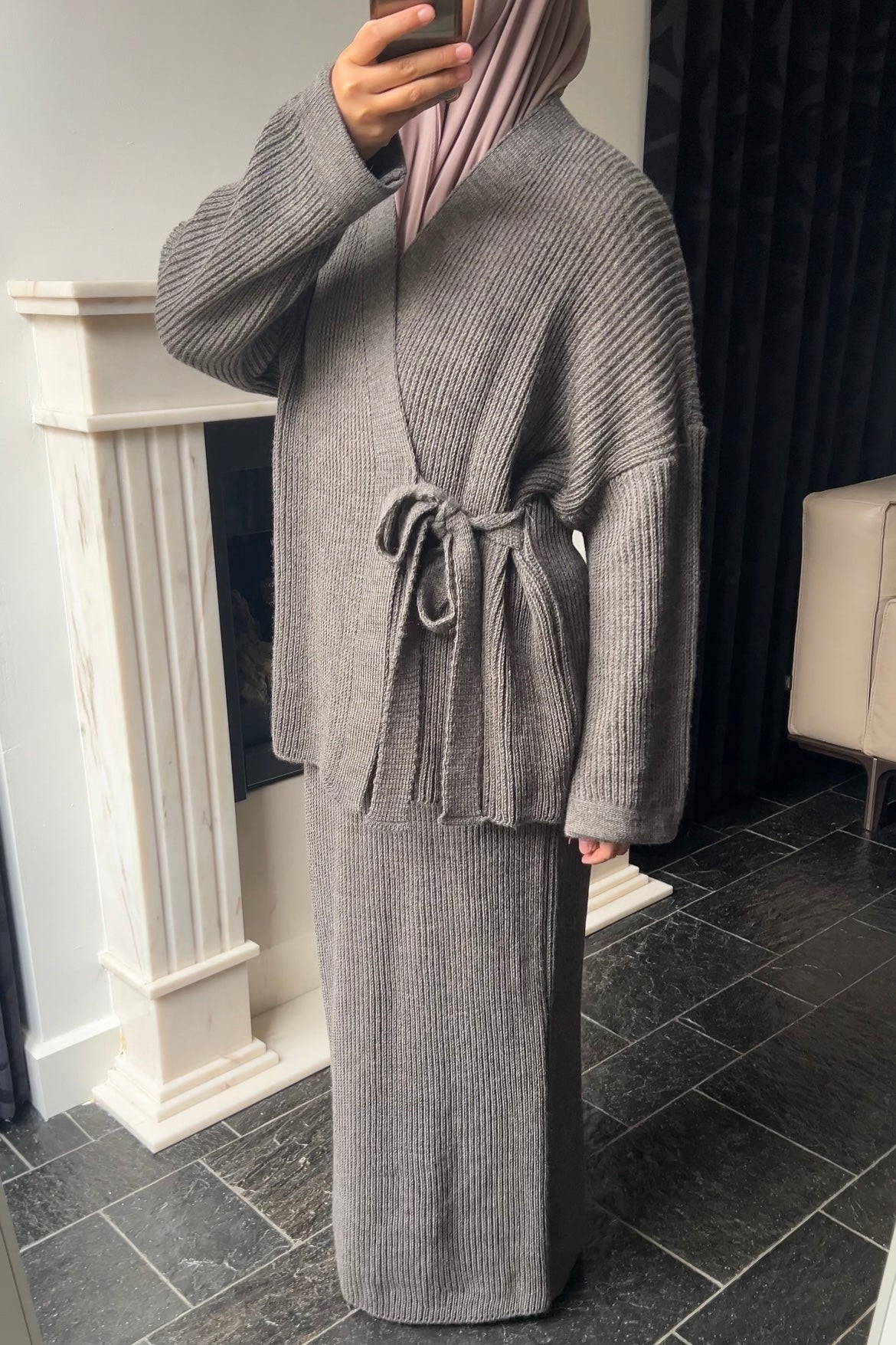 CHARCOAL KNIT WRAP SET