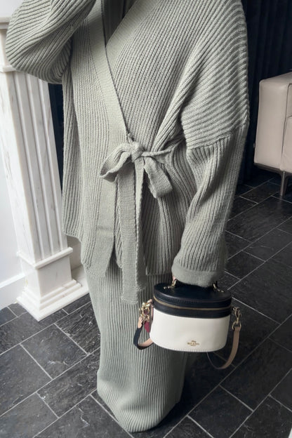 KHAKI KNIT WRAP SET
