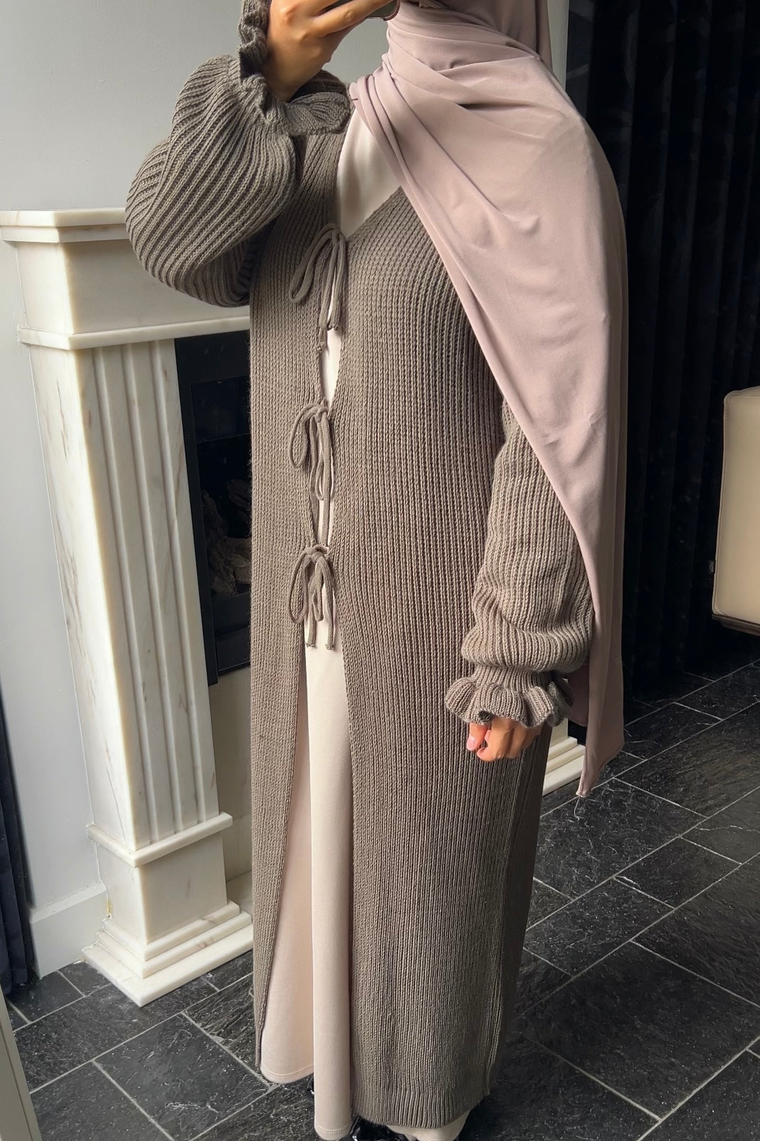 BROWN BOW TIE ABAYA