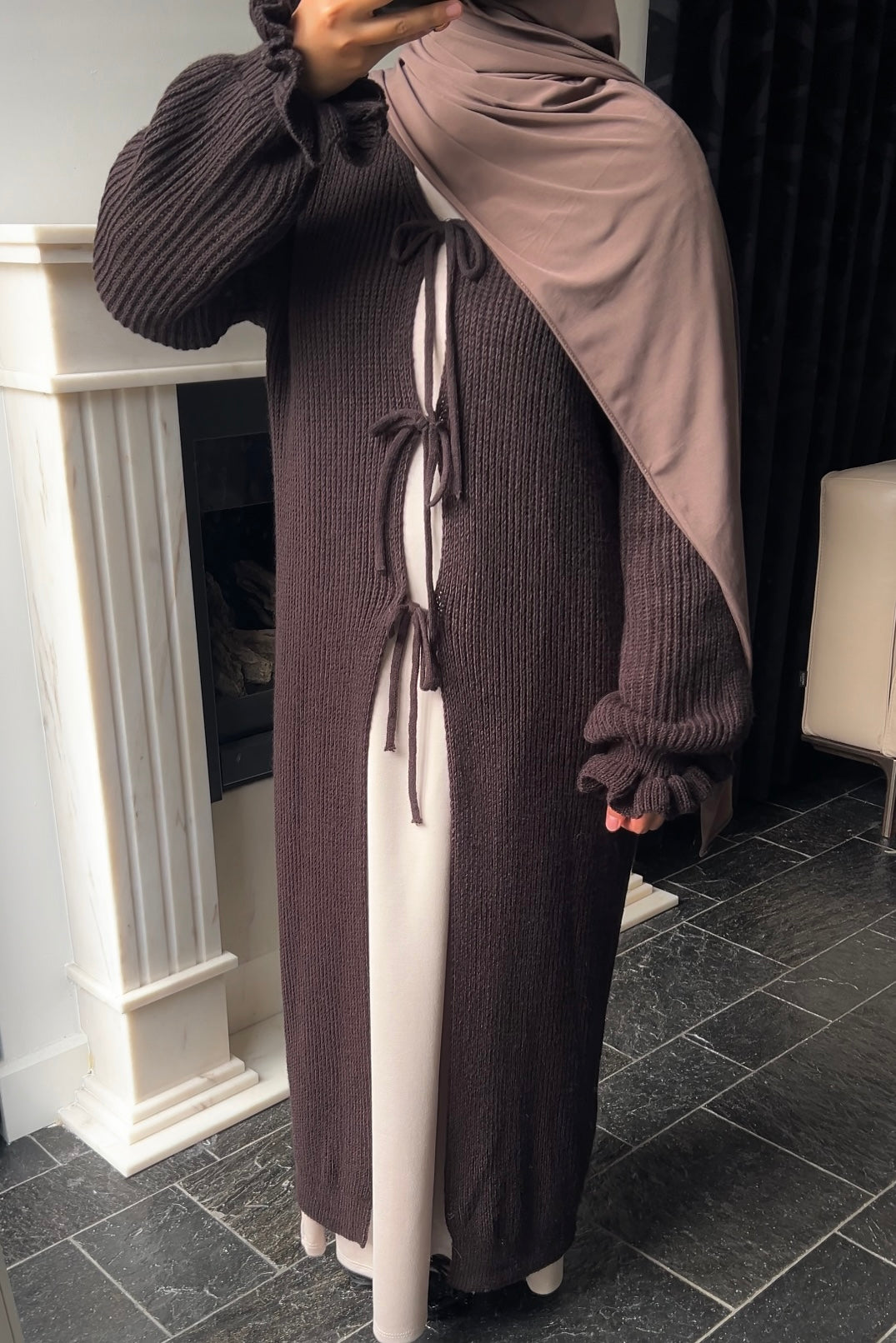 DARK BROWN BOW TIE ABAYA