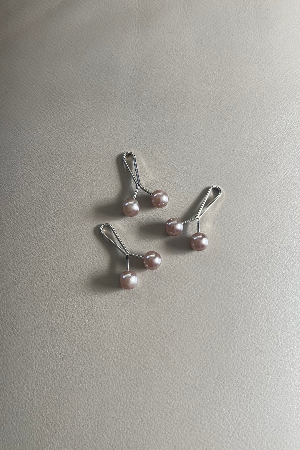 LIGHT PINK HIJAB PINS (3)