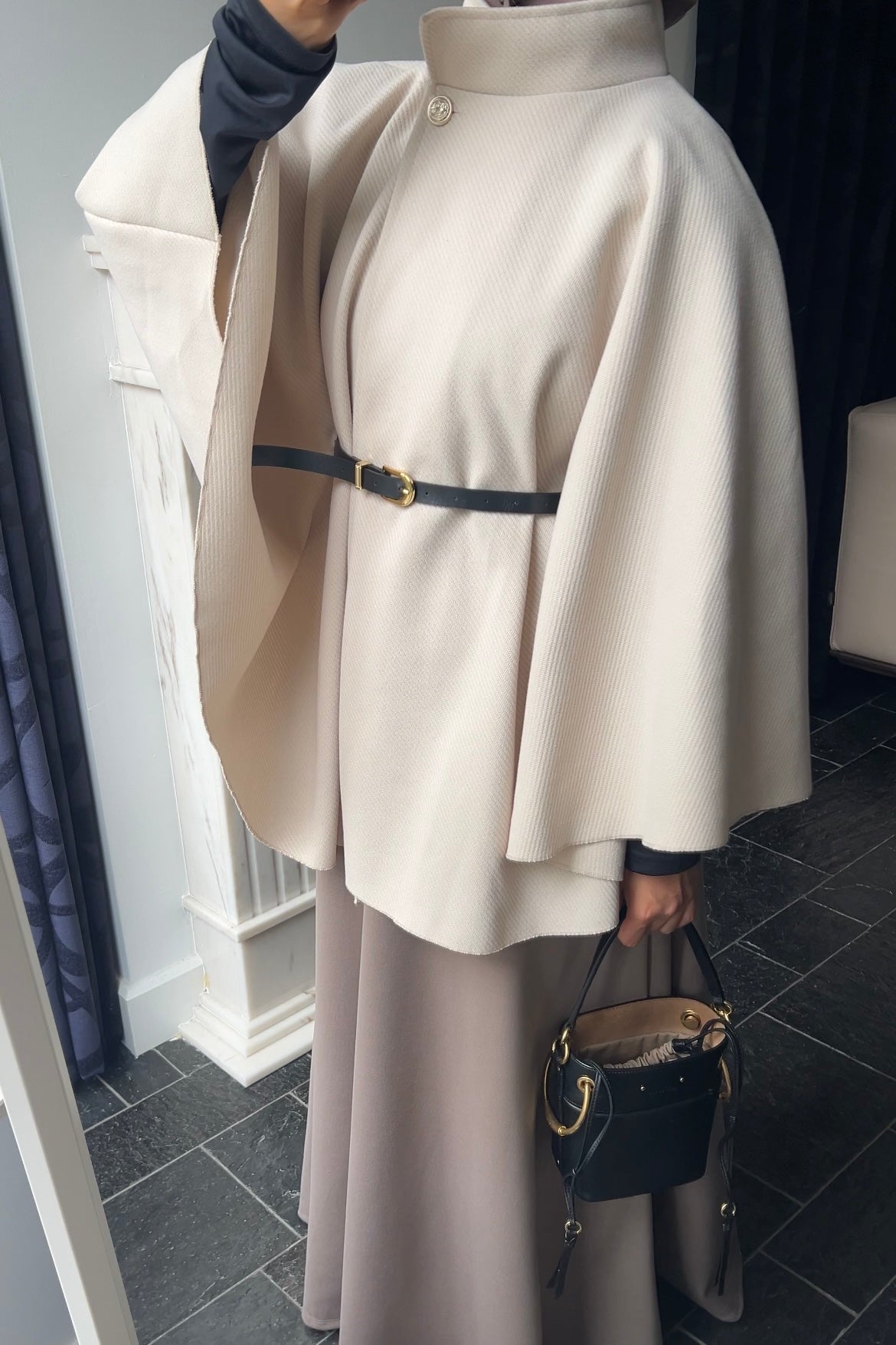 BEIGE RIBBED BELT PONCHO