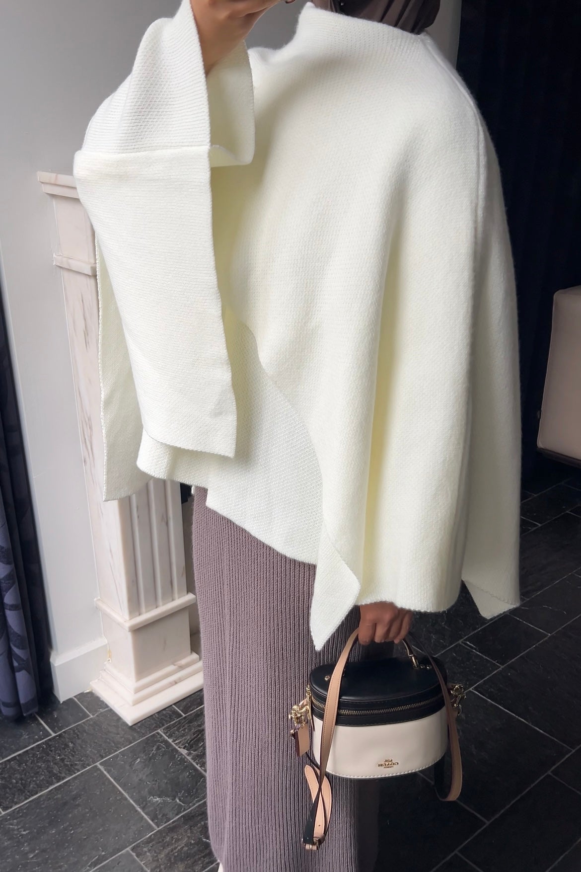 OFF-WHITE SCARF PONCHO